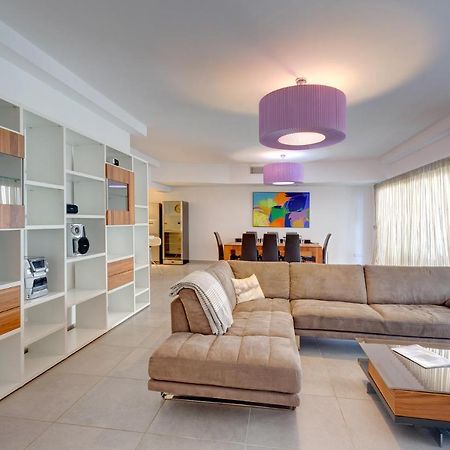Seaview Apartment In Fort Cambridge, Sliema Extérieur photo