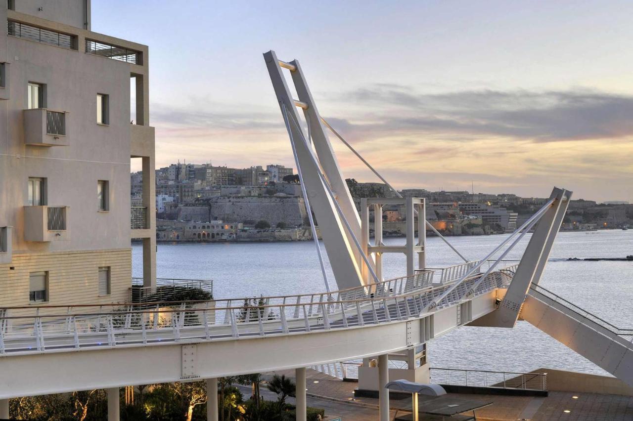Seaview Apartment In Fort Cambridge, Sliema Extérieur photo