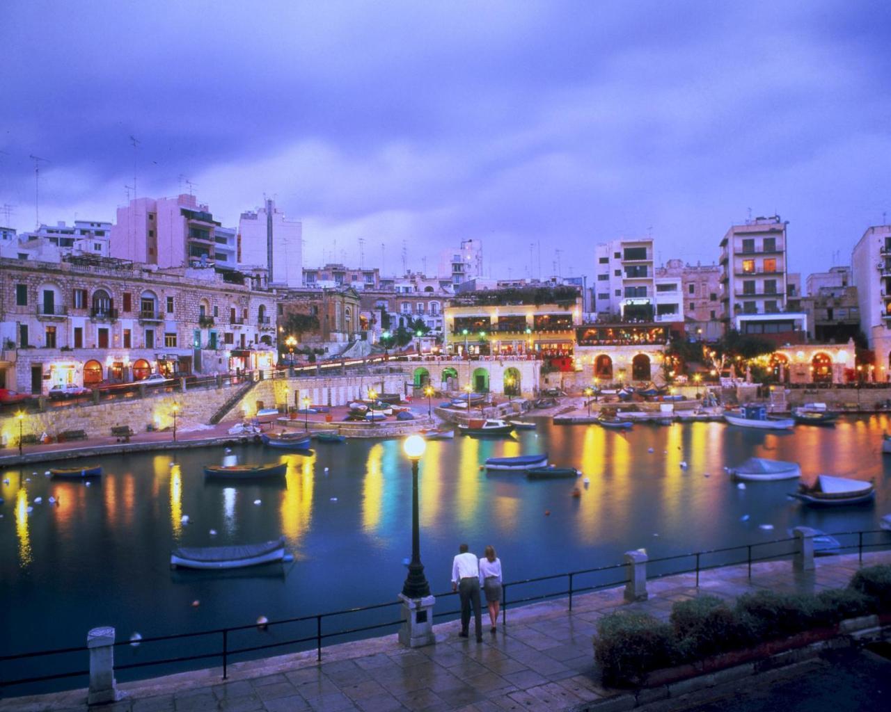 Seaview Apartment In Fort Cambridge, Sliema Extérieur photo