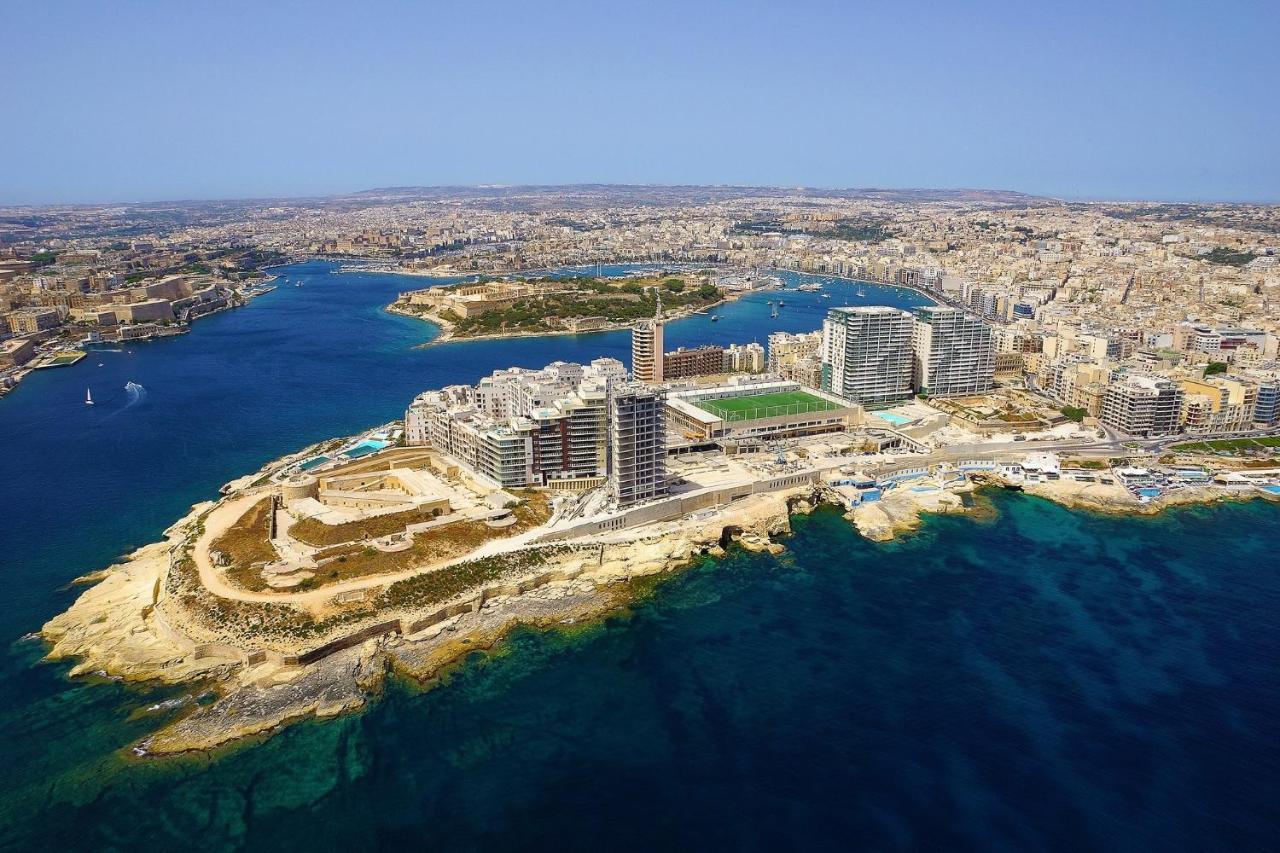 Seaview Apartment In Fort Cambridge, Sliema Extérieur photo