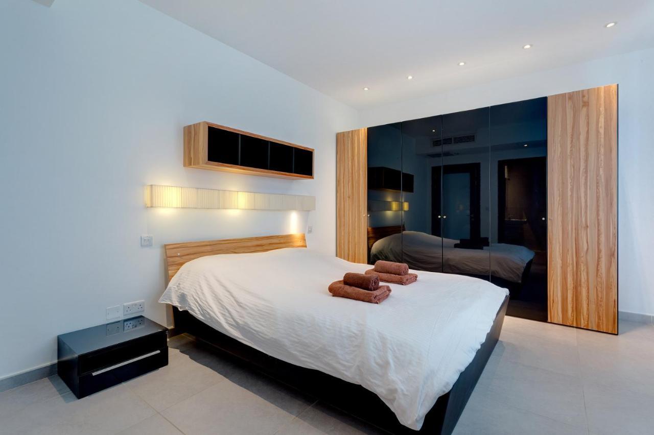 Seaview Apartment In Fort Cambridge, Sliema Extérieur photo