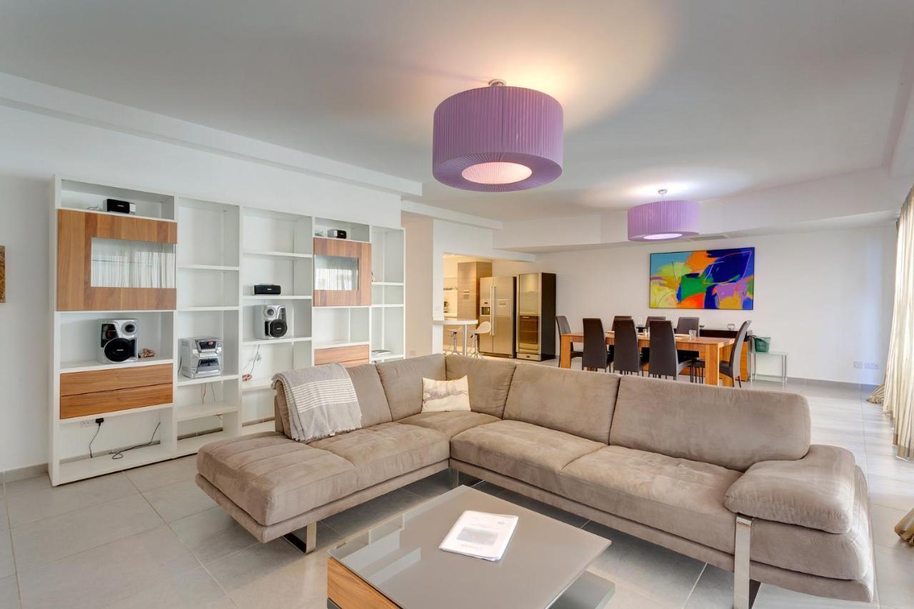 Seaview Apartment In Fort Cambridge, Sliema Extérieur photo